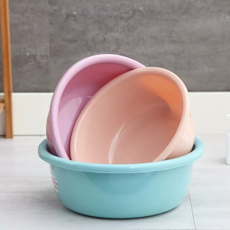 Gradual-Type Single Screw